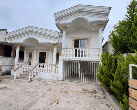 ویلای حیاط دار خوش ساخت در سالده علیا چمستان