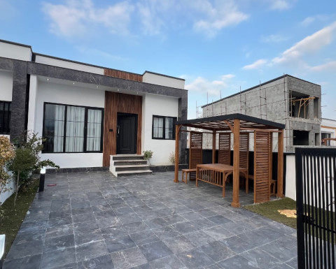 ویلای فلت با روف گاردن در شهرک روستای نعمت آباد چمستان ویلای فلت با روف گاردن در شهرک روستای نعمت آباد چمستان