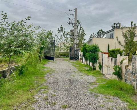 زیر یک میلیارد زمین در چمستان روستای معصوم آباد