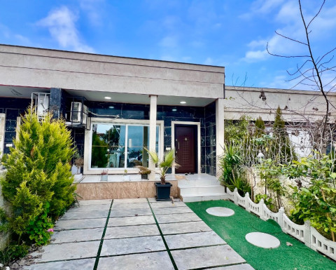 فروش ویلای مبله شهرکی زیر قیمت در چمستان